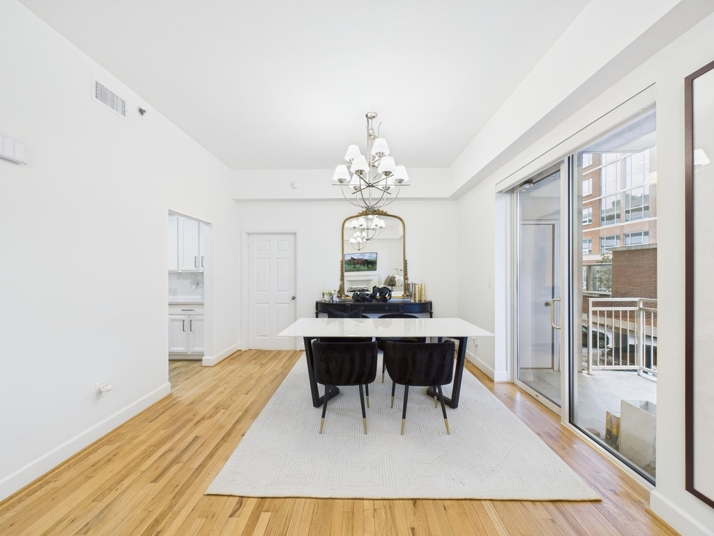 2520 Robinhood Street - Photo 15
