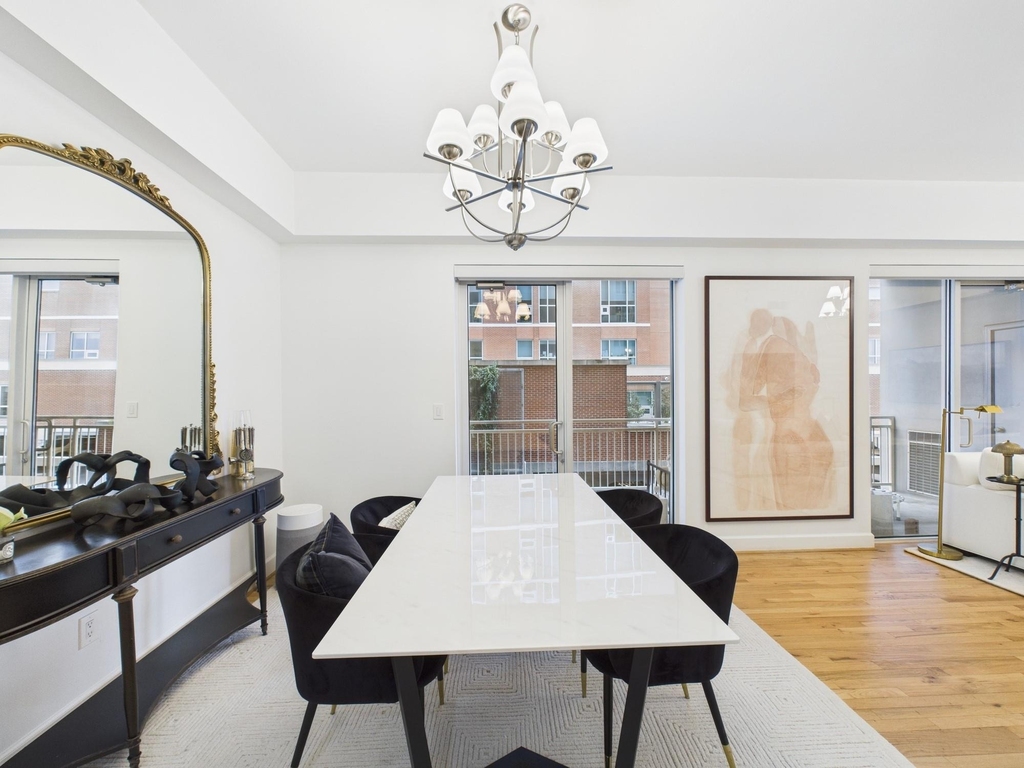 2520 Robinhood Street - Photo 16