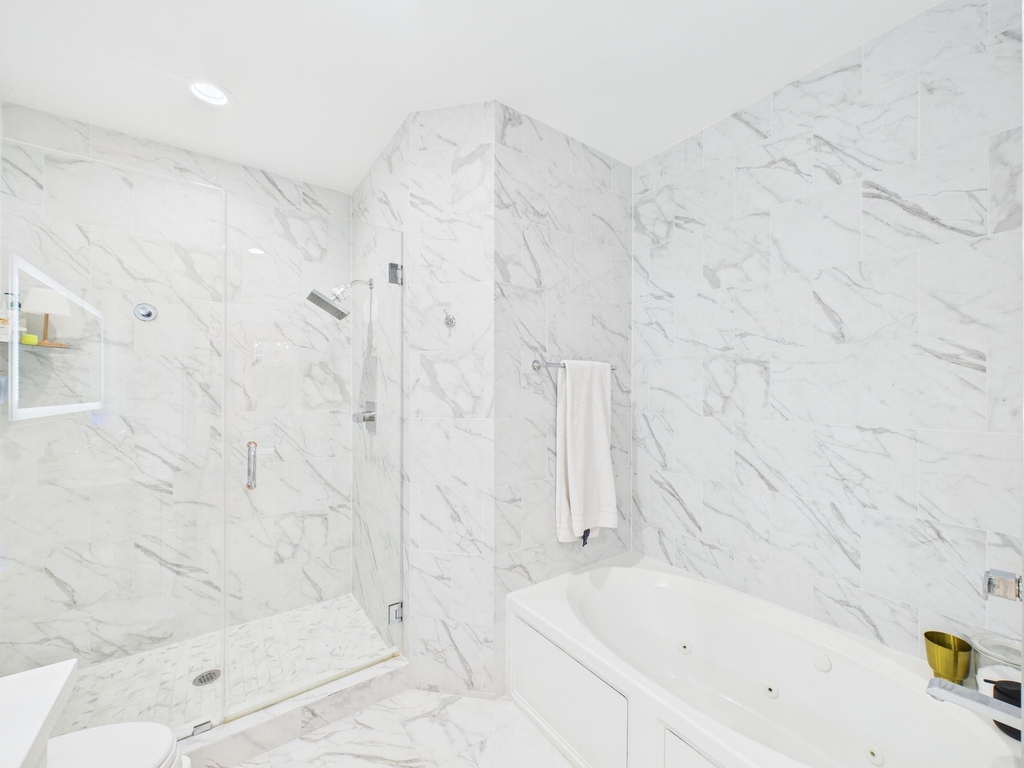 2520 Robinhood Street - Photo 31