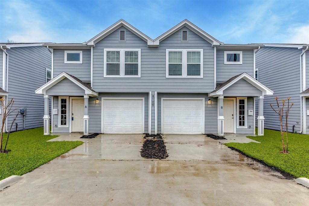 8113 Corinth - Photo 1