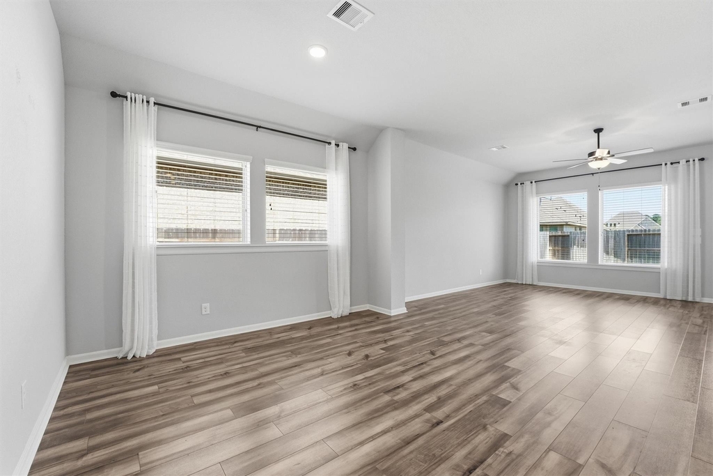 1338 Lakeside Creek Road - Photo 13