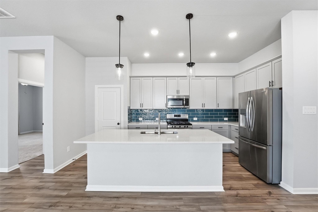 1338 Lakeside Creek Road - Photo 9