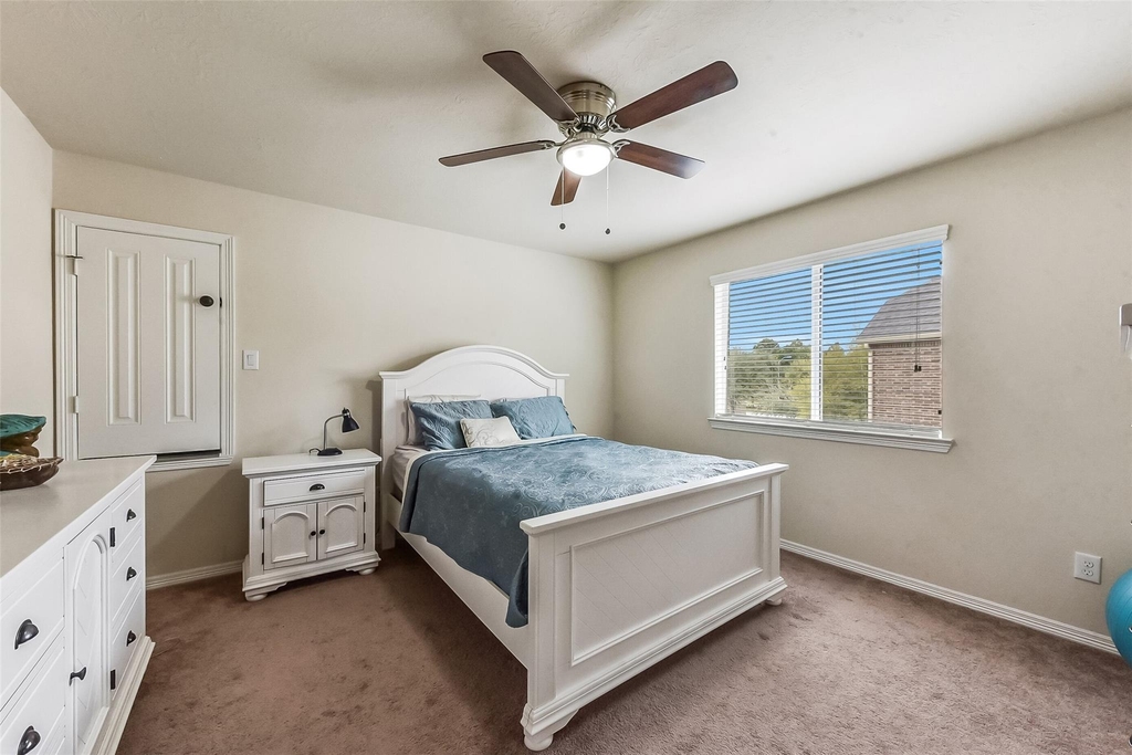 13918 Majestic Spring Lane - Photo 28