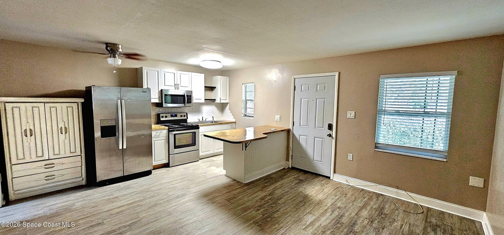 1516 Roger Drive - Photo 4