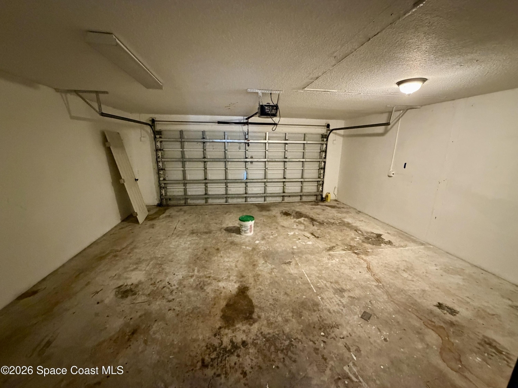 915 Twisting Branch Court - Photo 26