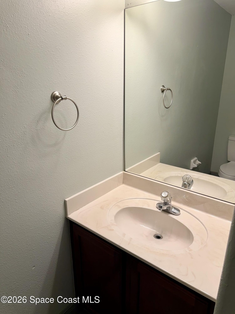 915 Twisting Branch Court - Photo 15
