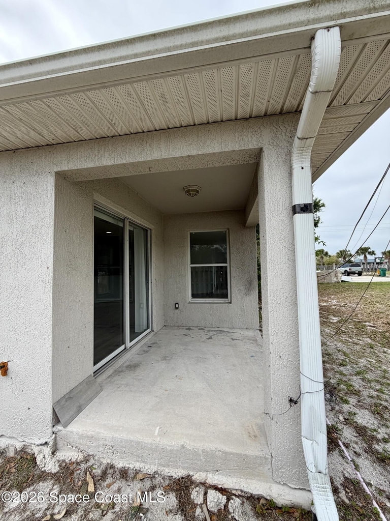 915 Twisting Branch Court - Photo 4