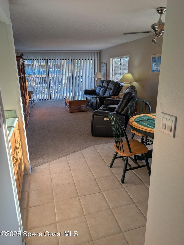 8494 Ridgewood Avenue - Photo 28