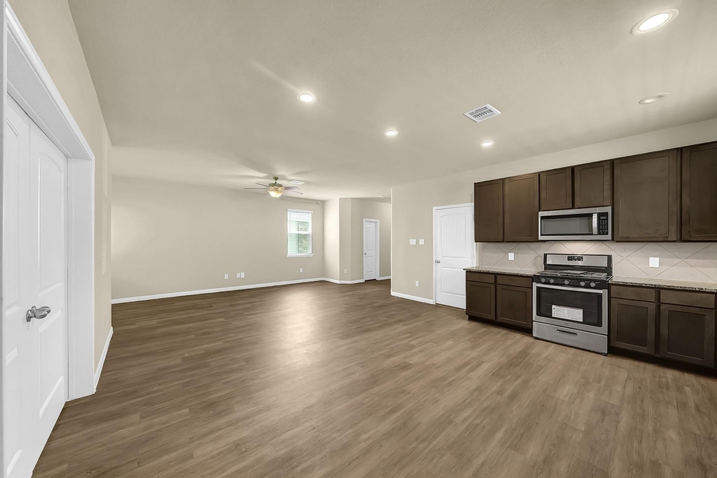 4274 Mcgregor Bluff Lane - Photo 2