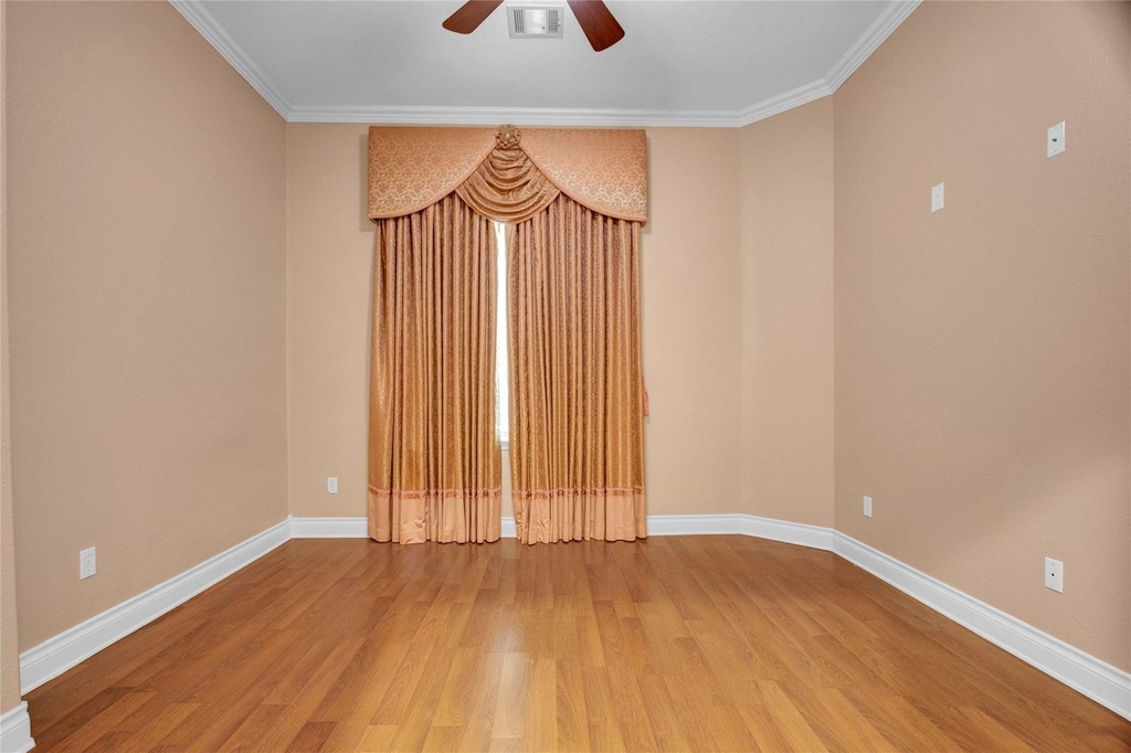 11207 Indian Trails Drive - Photo 10