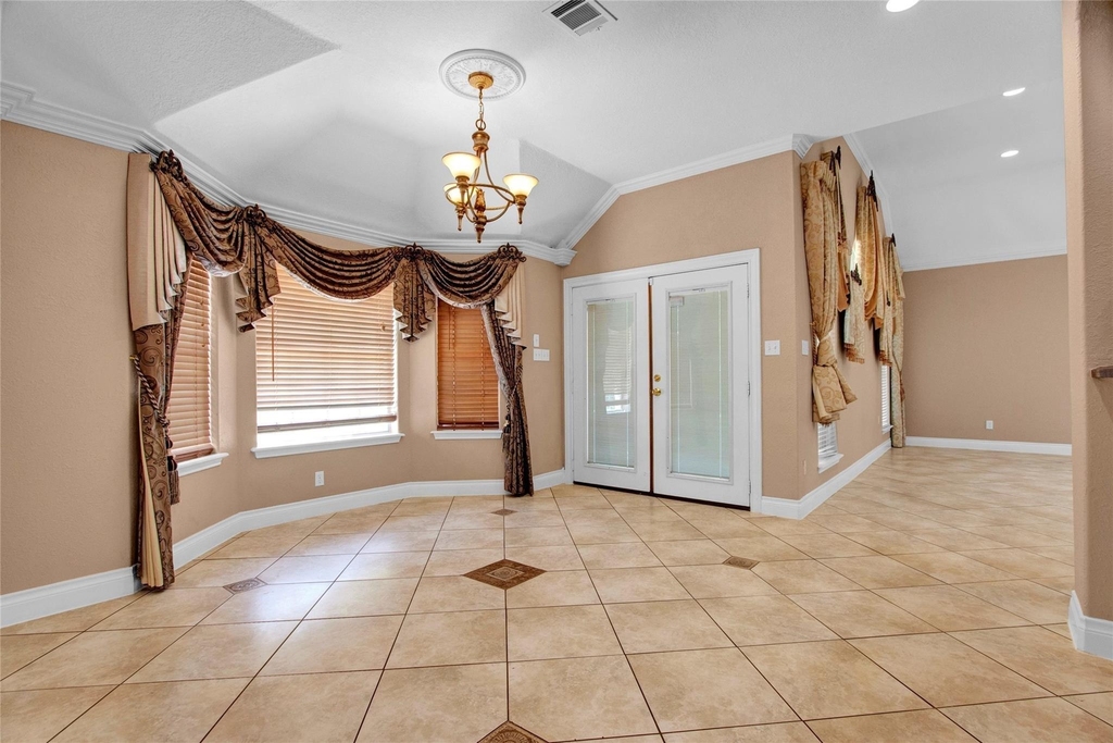 11207 Indian Trails Drive - Photo 7