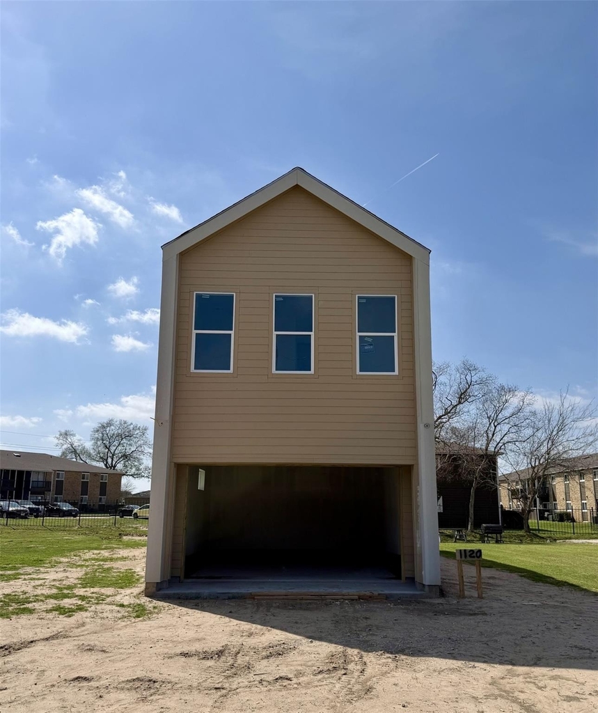 1120 Miller Road - Photo 0
