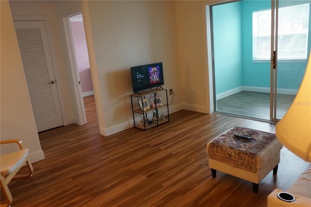1000 49th Street N - Photo 10