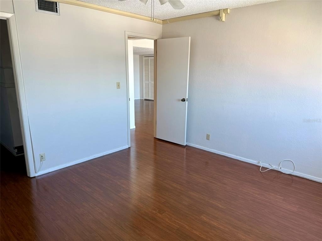 255 Dolphin Point - Photo 15