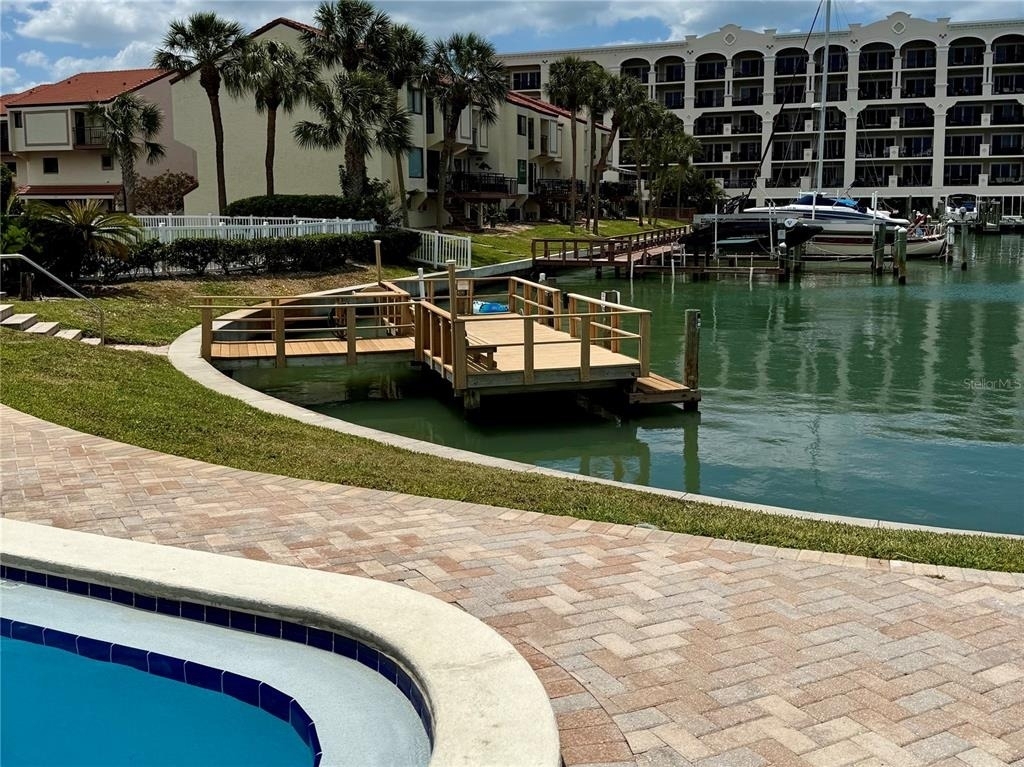 255 Dolphin Point - Photo 23