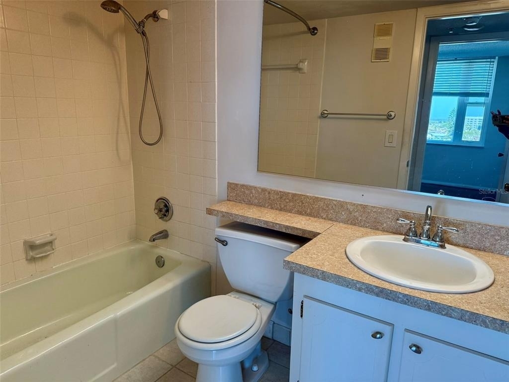 255 Dolphin Point - Photo 16