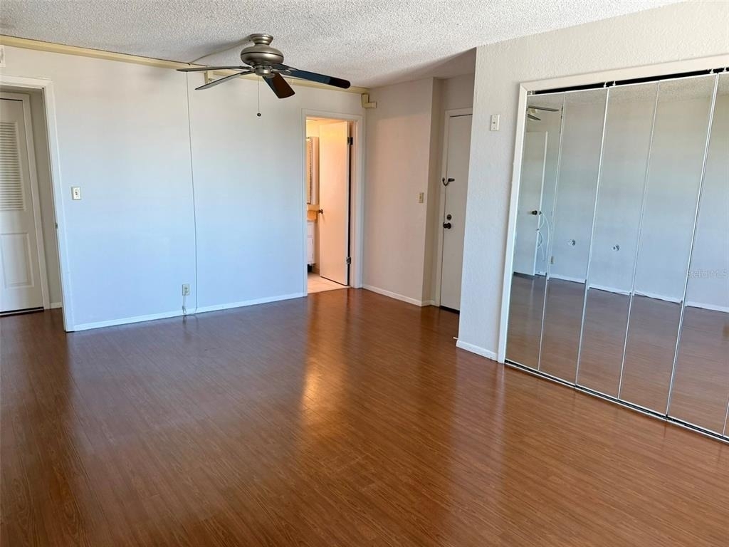 255 Dolphin Point - Photo 11
