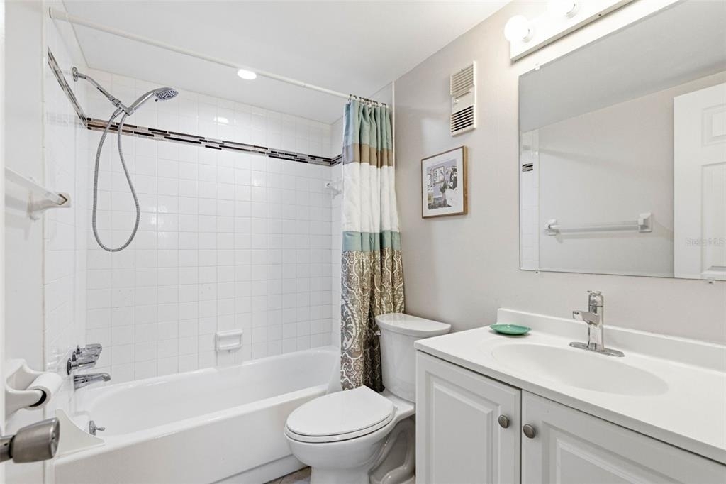 801 83rd Avenue N - Photo 16