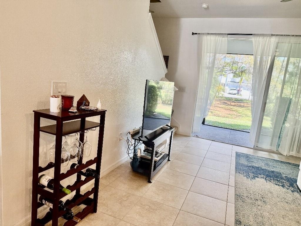 8618 Palmer Park Circle - Photo 11