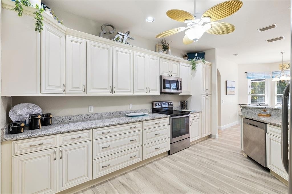 3730 Crandon Road - Photo 15