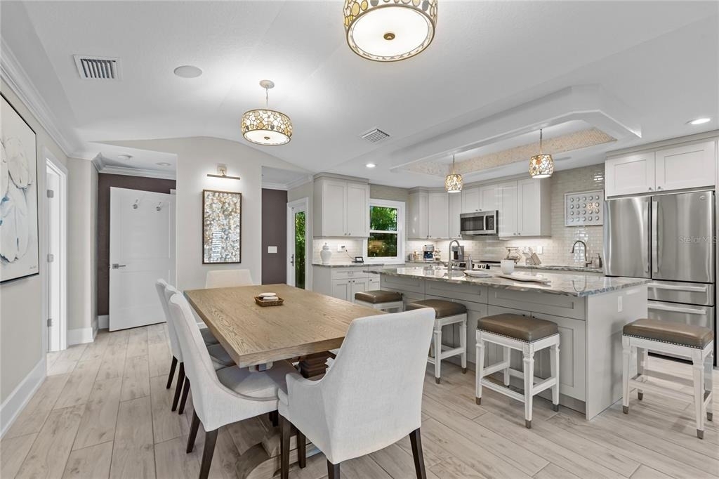 135 93rd Avenue - Photo 11