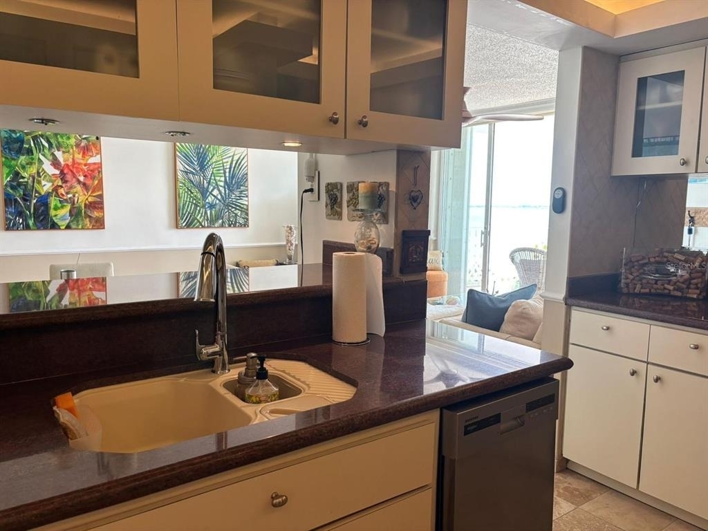 3409 Av. Isla Verde - Photo 1