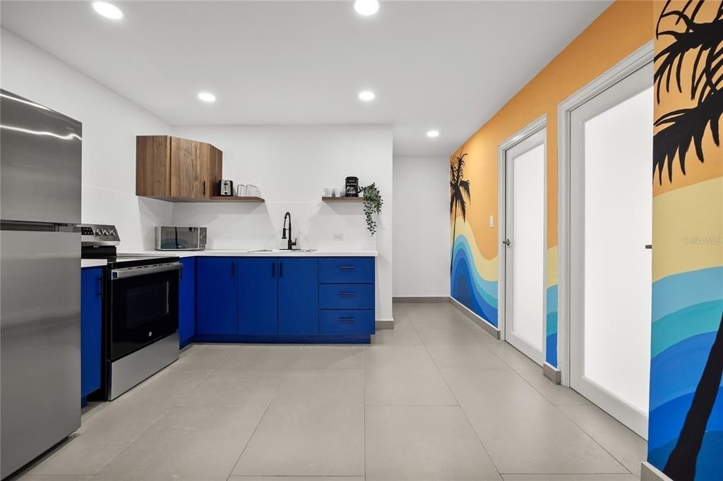 609 Condado - Photo 2