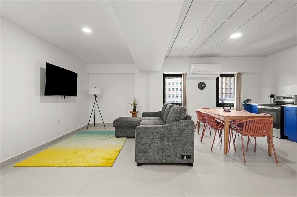 609 Condado - Photo 1