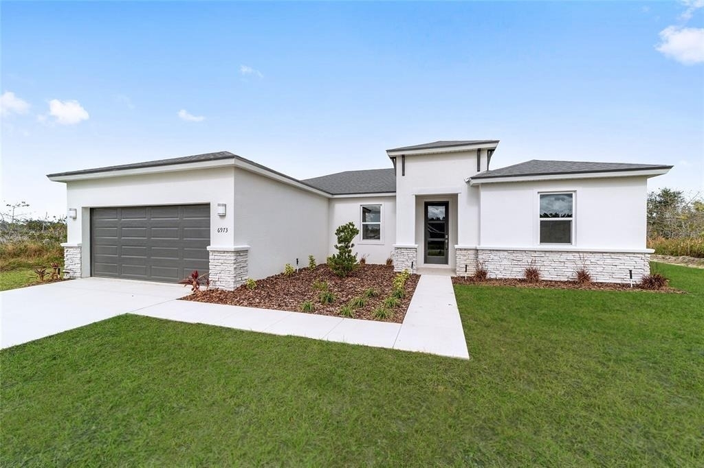 566 Marion Oaks Boulevard - Photo 0