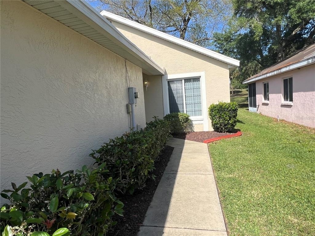 1918 Nw 50th Circle - Photo 4