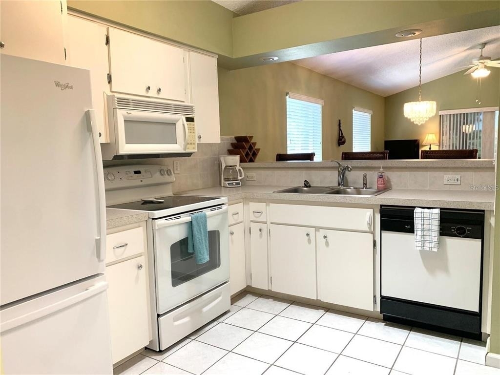 1918 Nw 50th Circle - Photo 11