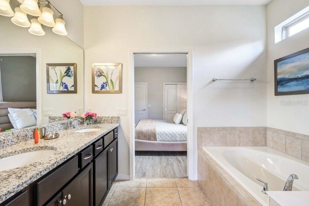 8901 Rhodes Street - Photo 10