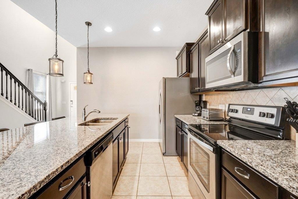 8901 Rhodes Street - Photo 8