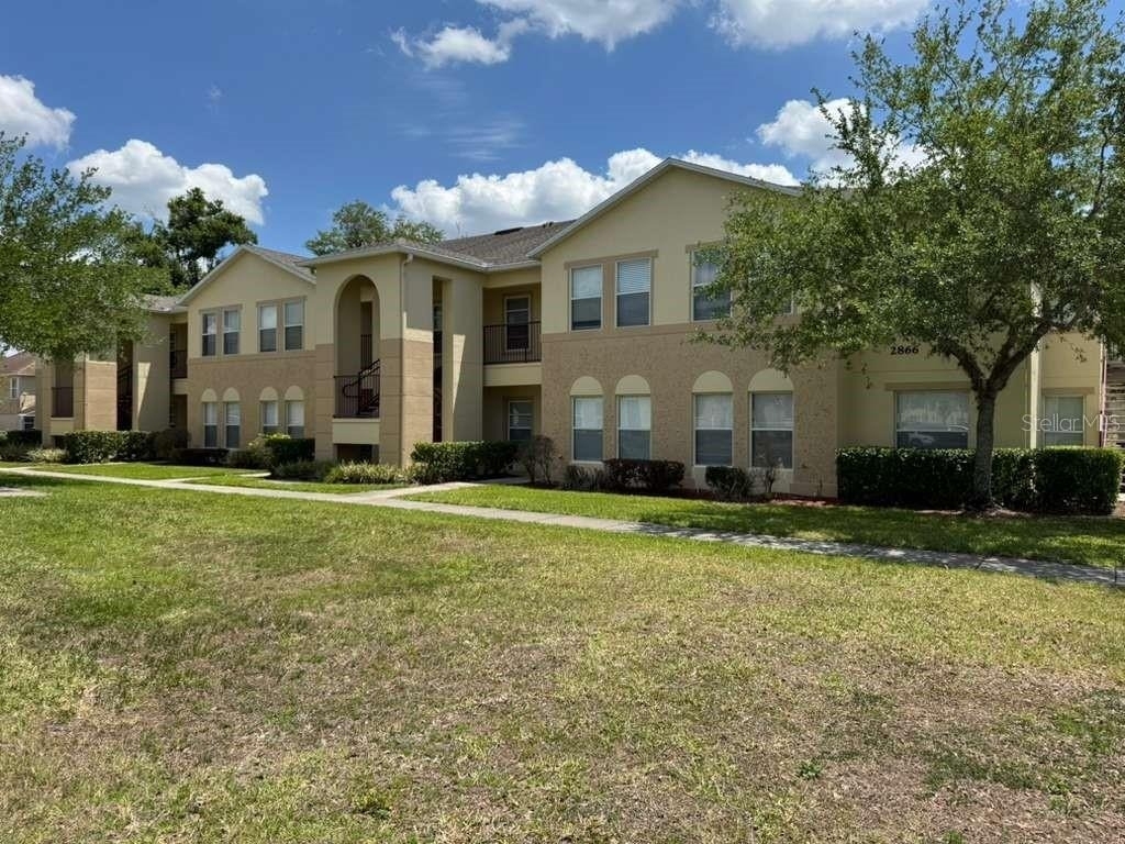 2866 Club Cortile Circle - Photo 2
