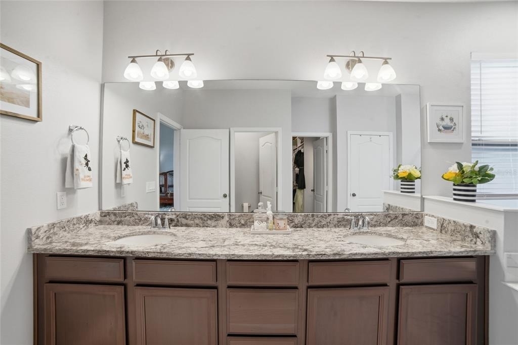 1461 Clear Brook Place - Photo 9