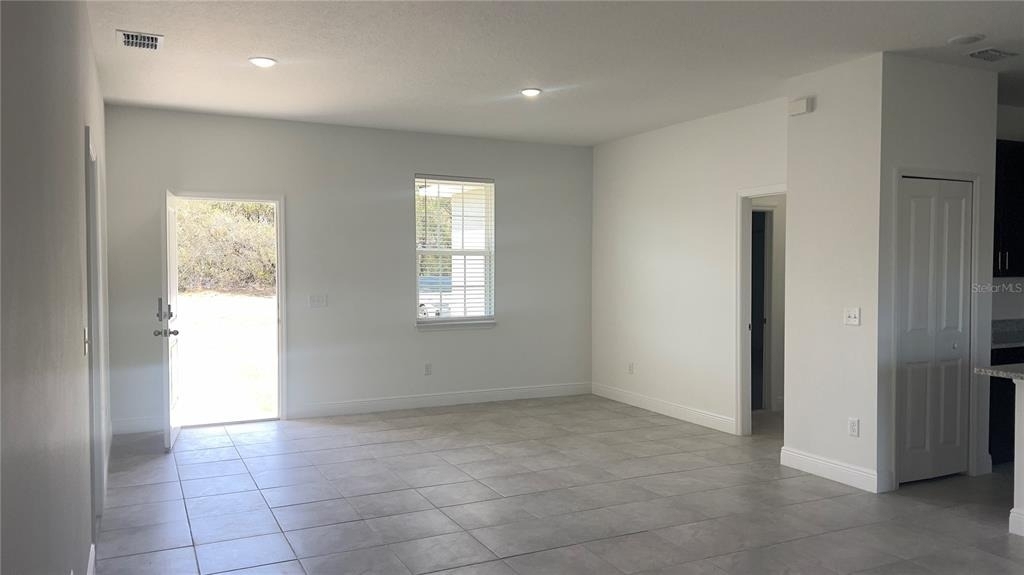 237 Cimarron Drive - Photo 2