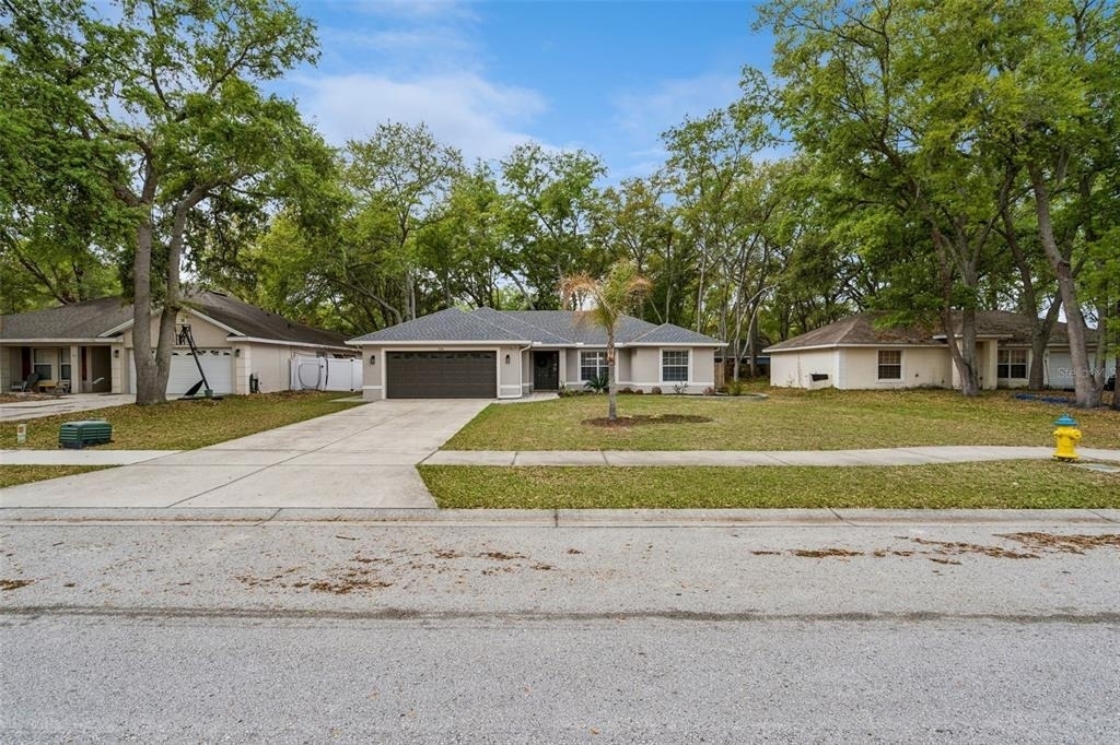 165 Quail Oaks Circle - Photo 1