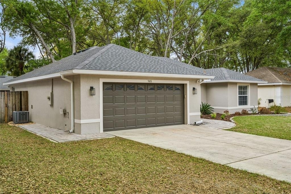 165 Quail Oaks Circle - Photo 2