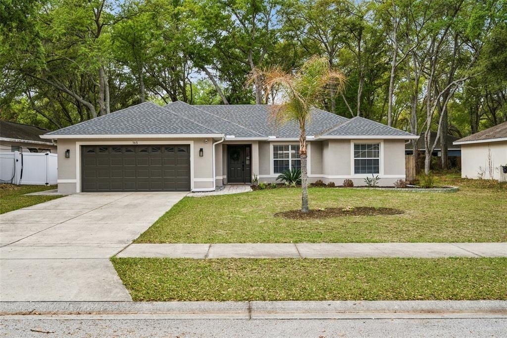 165 Quail Oaks Circle - Photo 0