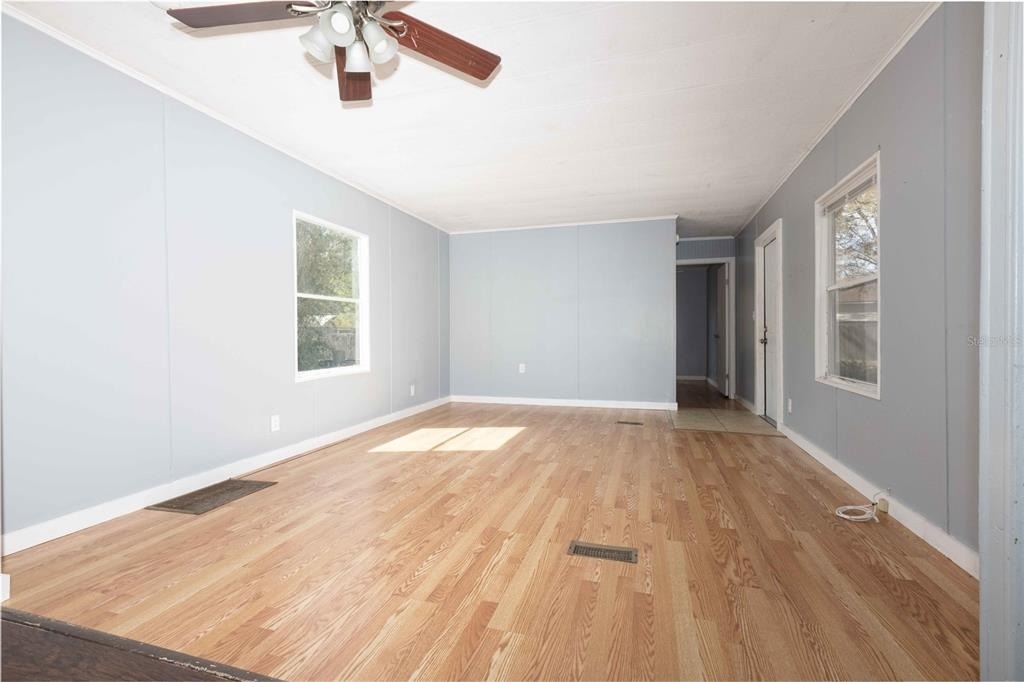 1824 Marion County Road - Photo 3