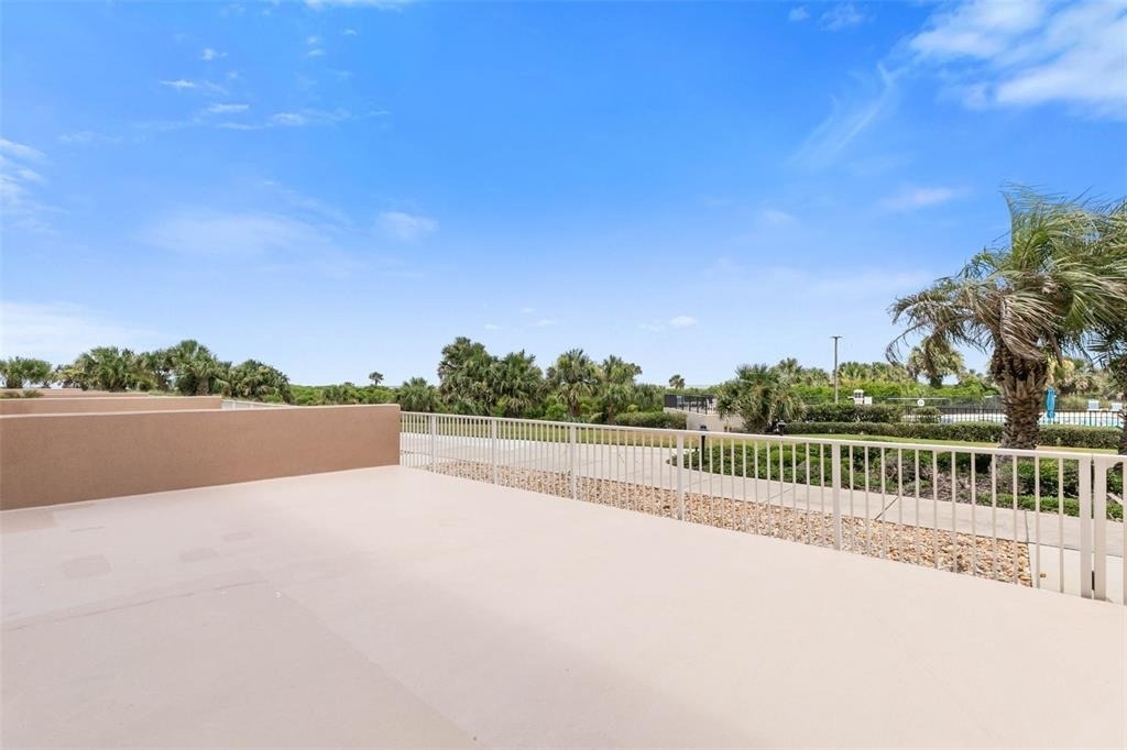 104 Surfview Drive - Photo 32