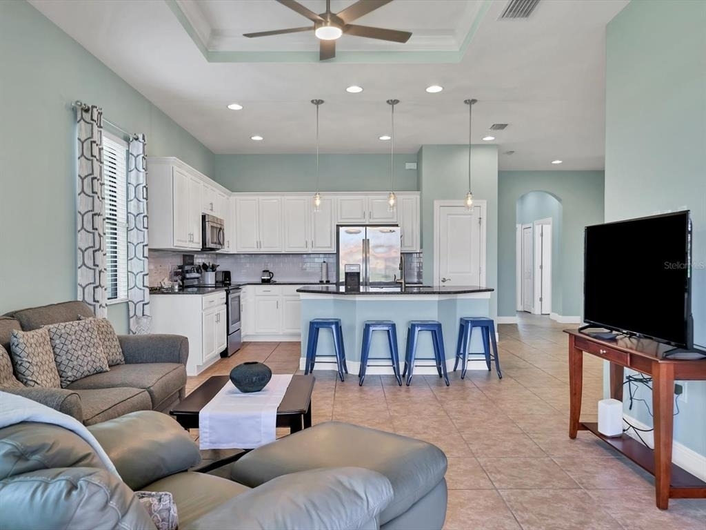 10424 Crooked Creek Drive - Photo 11