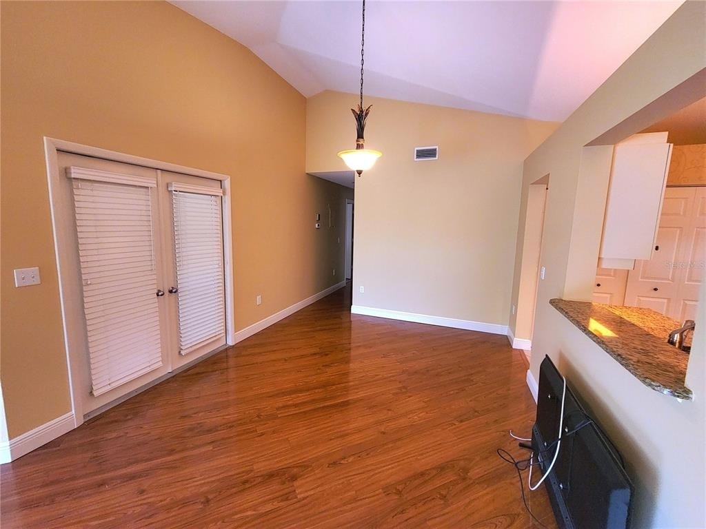 4220 Pinebrook Circle - Photo 3