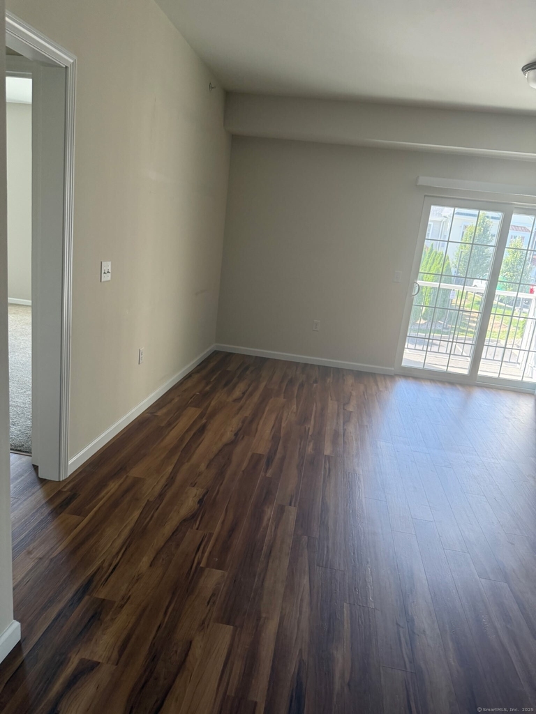 301 Main Street - Photo 6