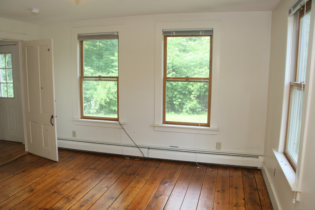 955 Main Street - Photo 5