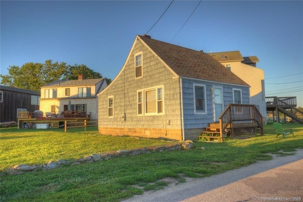 9 Skipper Street - Photo 2