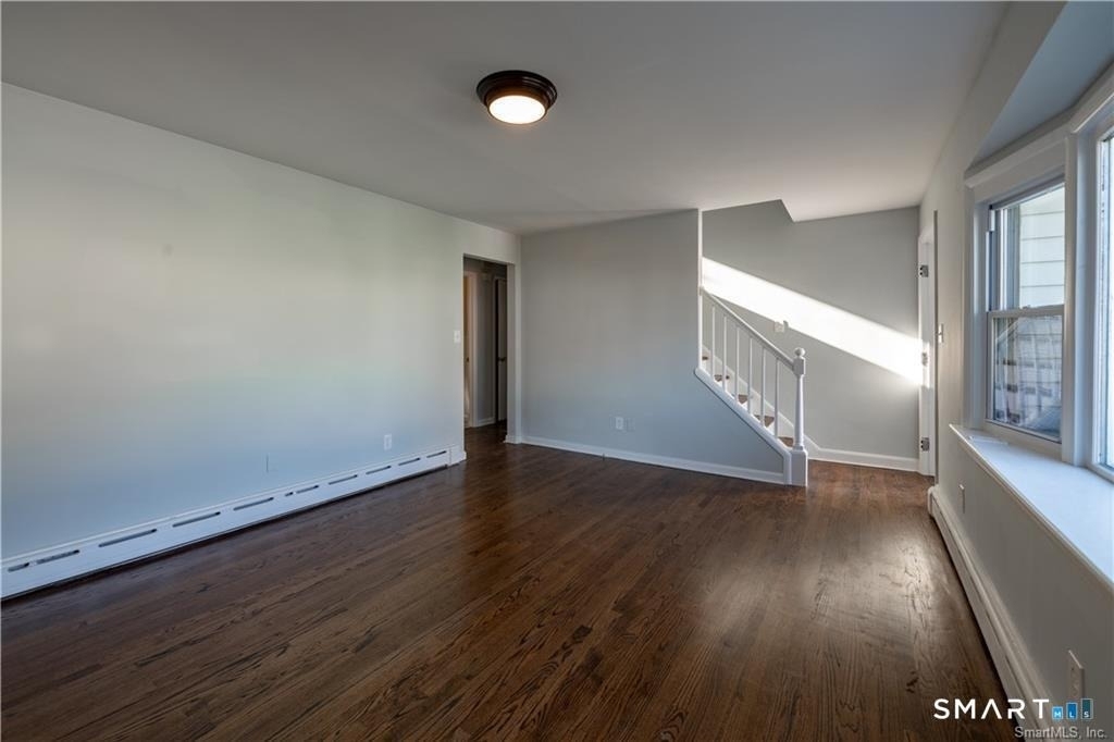 927 Birmingham Street - Photo 8