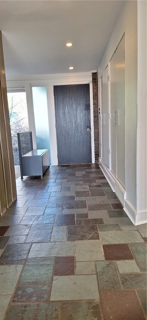 90 E Woodland - Photo 3