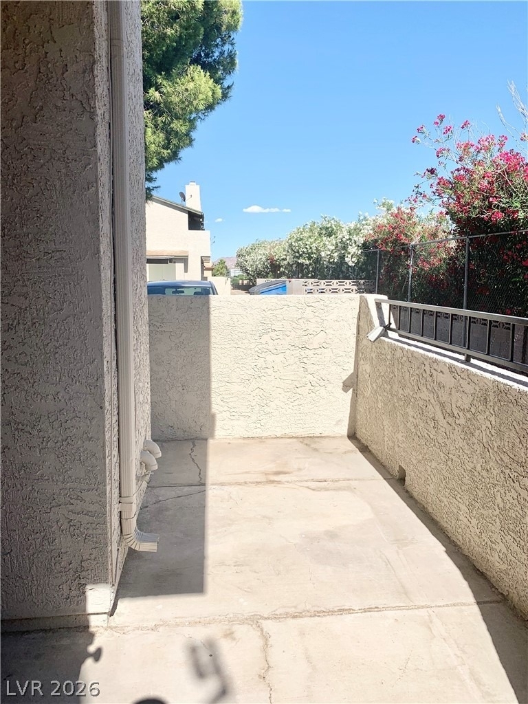 3771 Shirebrook Drive - Photo 2