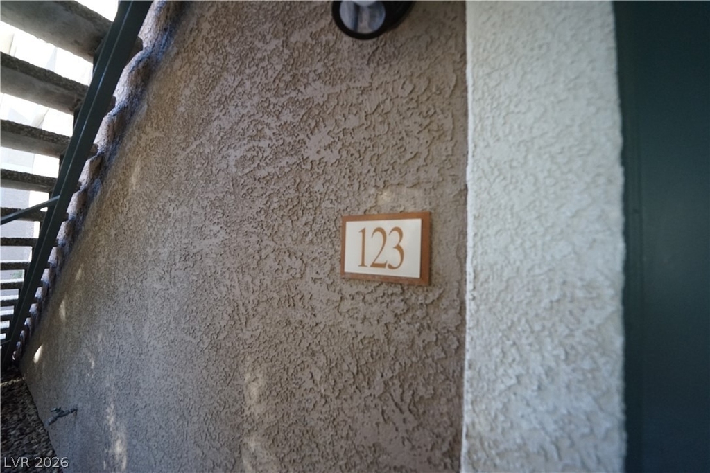 9330 W Maule Avenue - Photo 4